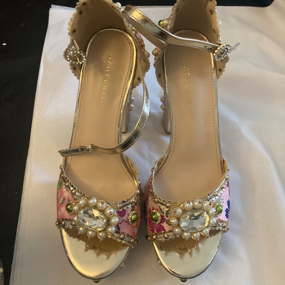 Brand new Azalea Wang Pink Heels